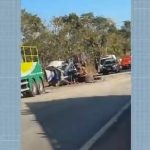 acidente-entre-dois-caminhoes-deixa-uma-pessoa-ferida-na-br-153