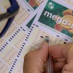 mega-sena-pode-pagar-hoje-premio-de-r$-15-milhoes;-veja-como-apostar