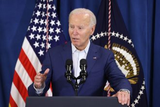 joe-biden-conversou-com-donald-trump-apos-atentado-na-pensilvania,-diz-casa-branca