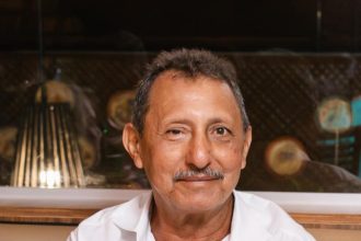 com-estoque-de-hemocentro-em-baixa,-familia-de-idoso-faz-campanha-de-arrecadacao-de-sangue-nas-redes-sociais