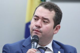 projeto-dispensa-de-relatorio-sentenca-com-causa-de-ate-40-salarios-minimos