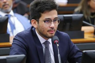 kim-pede-indenizacao-de-r$-80-mil-por-suposta-espionagem-da-‘abin-paralela’