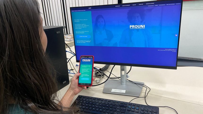 prouni-oferta-mais-de-2,3-mil-bolsas-de-estudos-em-universidades-particulares-do-tocantins;-veja-como-concorrer