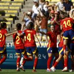 campea-mundial-e-favorita-ao-ouro,-espanha-estreia-com-vitoria-de-virada-no-futebol-feminino