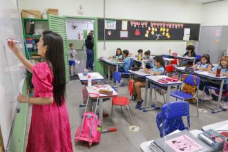 lei-prorroga-atual-plano-nacional-de-educacao-ate-31-de-dezembro-de-2025