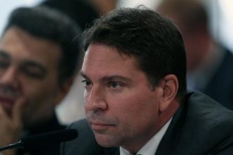 ramagem-orientou-bolsonaro-a-atacar-urnas-eletronicas,-revela-pf