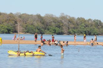 praias-recebem-henry-freitas,-araketu-e-tropykalia-para-animar-proximo-final-de-semana;-confira-programacao