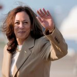 kamala-harris-arrecada-r$-1,1-bilhao-em-uma-semana-apos-desistencia-de-biden