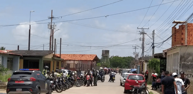 eleicoes-na-venezuela:-mulher-e-baleada-proximo-a-centro-de-votacao