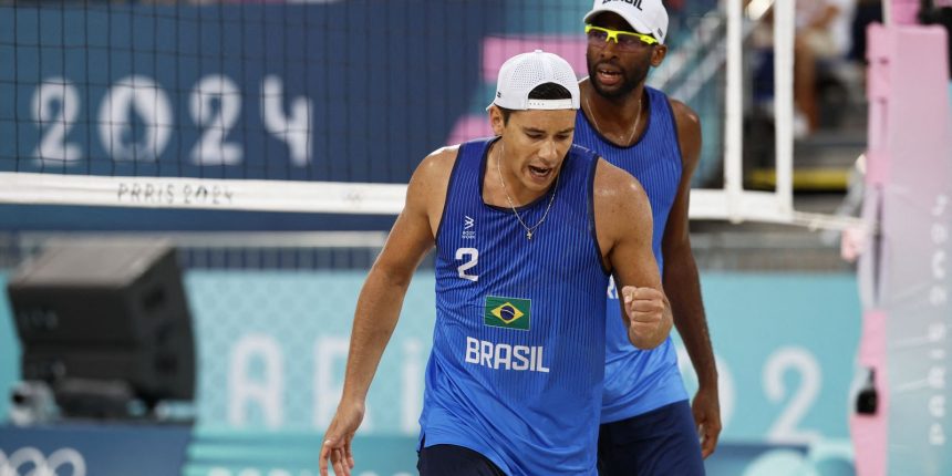 volei-de-praia:-evandro-e-arthur-avancam-para-as-oitavas-em-paris