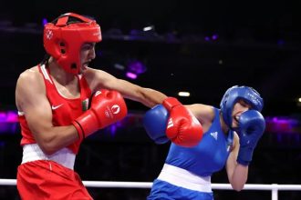 imane-khelif:-a-polemica-luta-de-boxe-de-46-segundos-entre-argelina-e-italiana-na-olimpiada