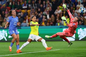 uniforme-de-futebol-para-medalhas-em-paris-gera-tensao-e-temor-de-que-cbf-quebre-contrato