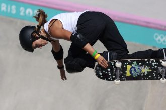 dora-varella-se-classifica-a-final-por-medalhas-no-skate-park-em-paris