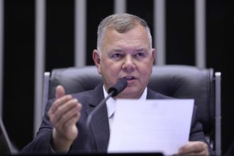 projeto-dispensa-reconhecimento-de-firma-para-registro-de-imovel-rural