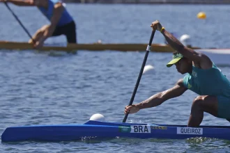 isaquias-queiroz-avanca-direto-a-semifinal-da-canoa-individual