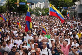 repressao-e-teimosia-de-maduro-levam-brasil-a-dose-maior-de-realismo