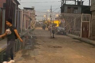 equador-decreta-toque-de-recolher-noturno-em-20-cidades