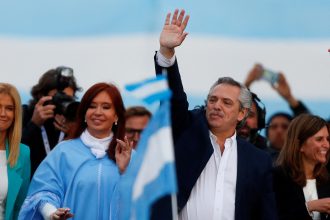 cristina-kirchner-critica-fernandez-apos-denuncia-de-agressao-da-ex:-‘fotos-mostram-os-aspectos-mais-sordidos-e-sombrios-do-condicao-humana’