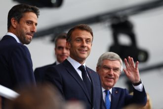 macron-fala-sobre-o-legado-das-olimpiadas-e-guerras:-“a-tensao-esta-muito-forte”