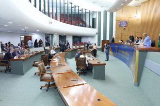 projetos-de-lei-aprovados-priorizam-assistencia-ao-cidadao