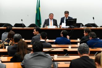 comissao-mista-de-orcamento-rejeita-credito-extraordinario-para-o-poder-judiciario