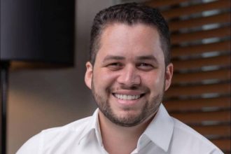 gilvan-junior-participa-de-sabatina-folha/uol-com-candidatos-de-santo-andre;-assista-as-18h30