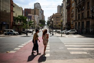 com-onda-de-calor,-fim-de-semana-tera-temperaturas-acima-dos-30°c-em-sp