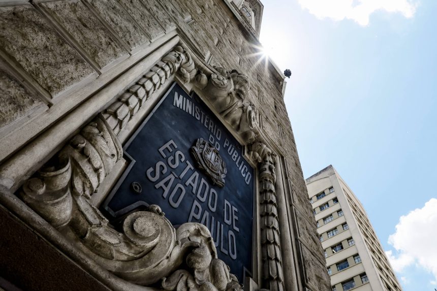 concursados-perdem-espaco-para-comissionados-em-ministerios-publicos-dos-estados