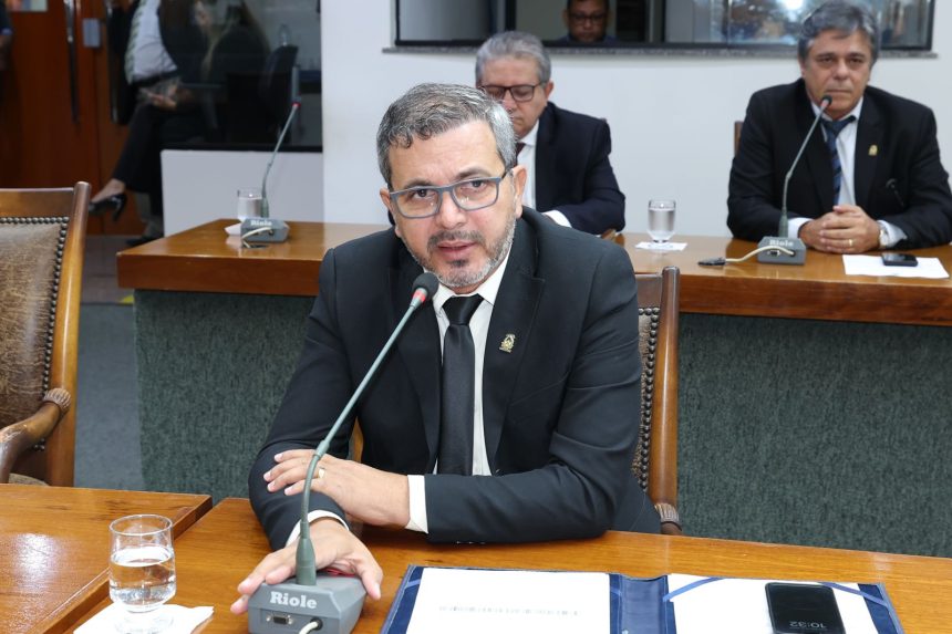 wiston-gomes-solicita-unidade-de-assistencia-farmaceutica-para-o-bico-do-papagaio