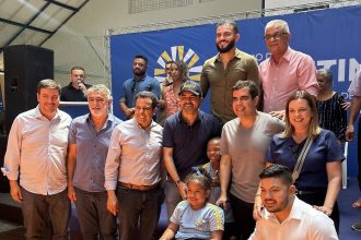 claudia-lelis-participa-da-entrega-da-reforma-do-ginasio-de-dianopolis