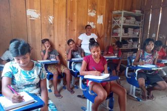 marcus-marcelo-solicita-criacao-de-polo-de-apoio-as-escolas-indigenas