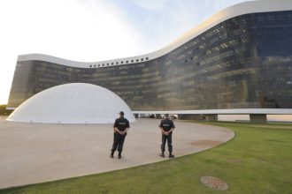 tse-so-sera-tribunal-da-democracia-se-democracia-chegar-aos-partidos