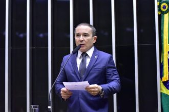 proposta-penaliza-agente-publico-que-se-recusar-a-dar-publicidade-a-ato-oficial