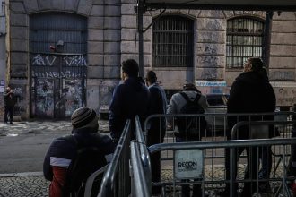 desemprego-tem-menor-taxa-para-trimestre-ate-julho-na-serie-historica,-diz-ibge