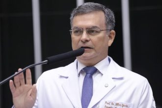 comissao-aprova-projeto-que-amplia-de-3-para-8-anos-o-prazo-maximo-da-internacao-de-adolescente-infrator