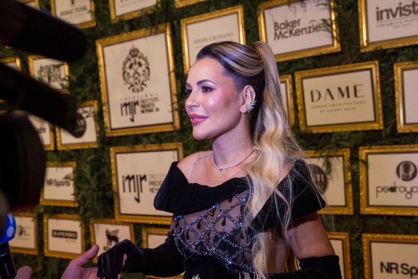 acompanhe-entrevista-da-policia-civil-de-pernambuco-sobre-prisao-de-deolane-bezerra