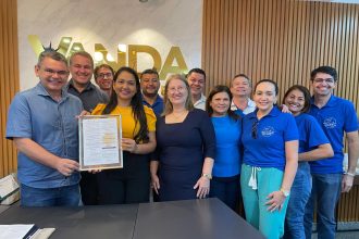 deputada-vanda-recebe-agradecimento-por-lei-que-inclui-festejo-no-calendario-cultural-do-tocantins