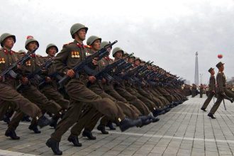 coreia-do-sul-protesta-contra-envio-de-tropas-norte-coreanas-a-russia