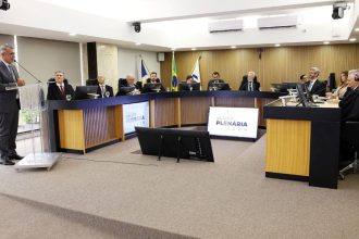 presidente-da-assembleia-participa-de-sessao-de-posse-no-tre-to