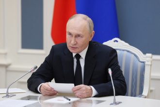 putin-anuncia-novo-exercicio-nuclear-na-russia:-‘importante-ter-forcas-estrategicas-prontas-para-uso’