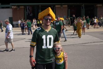 ‘cheeseheads’:-como-o-queijo-virou-simbolo-de-wisconsin-e-o-que-isso-revela-sobre-a-economia-atual-dos-eua