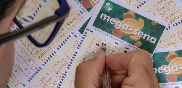 mega-sena-sorteia-premio-acumulado-de-r$-8,9-milhoes;-confira-as-dezenas