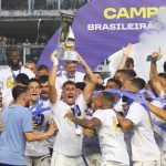 em-jogo-para-festejar-titulo-e-volta-a-serie-a,-santos-perde-para-o-crb