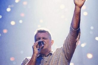 morre-o-apostolo-rina,-fundador-da-igreja-bola-de-neve,-em-acidente-de-moto