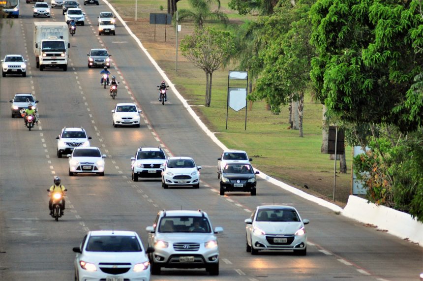 motoristas-com-ipva-atrasado-podem-regularizar-documento-com-descontos-de-ate-95%-nos-juros