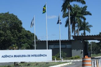 abin-municiou-bolsonaro-com-dados-para-produzir-desinformacao,-diz-pf