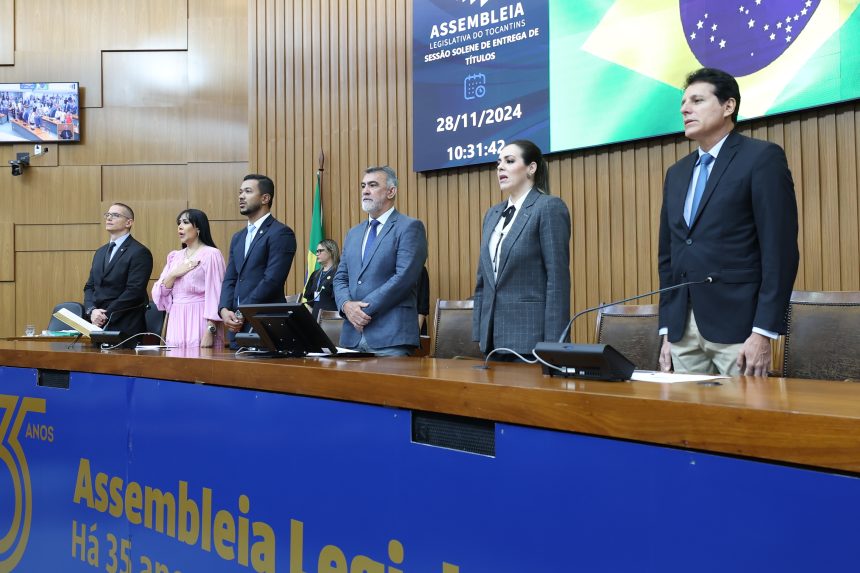 “momento-de-homenagear-quem-trabalhou-pelo-tocantins”,-diz-amelio-ao-entregar-honrarias-da-aleto