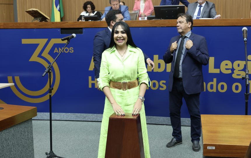 deputada-janad-valcari-e-reeleita-segunda-secretaria-da-mesa-diretora-da-aleto