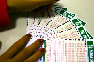 mega-sena-acumula-novamente-e-premio-vai-a-r$-76-milhoes