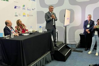 amelio-cayres-participa-da-reativacao-do-colegiado-de-presidentes-durante-27a-conferencia-da-unale